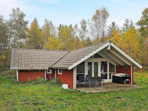 Gorgeous Holiday Home in Martofte with Roofed Terrace, Martofte